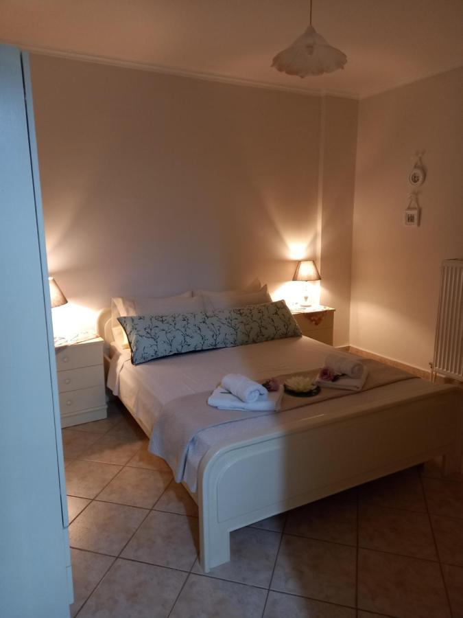 Peramos Apartments Néa Péramos Exterior foto